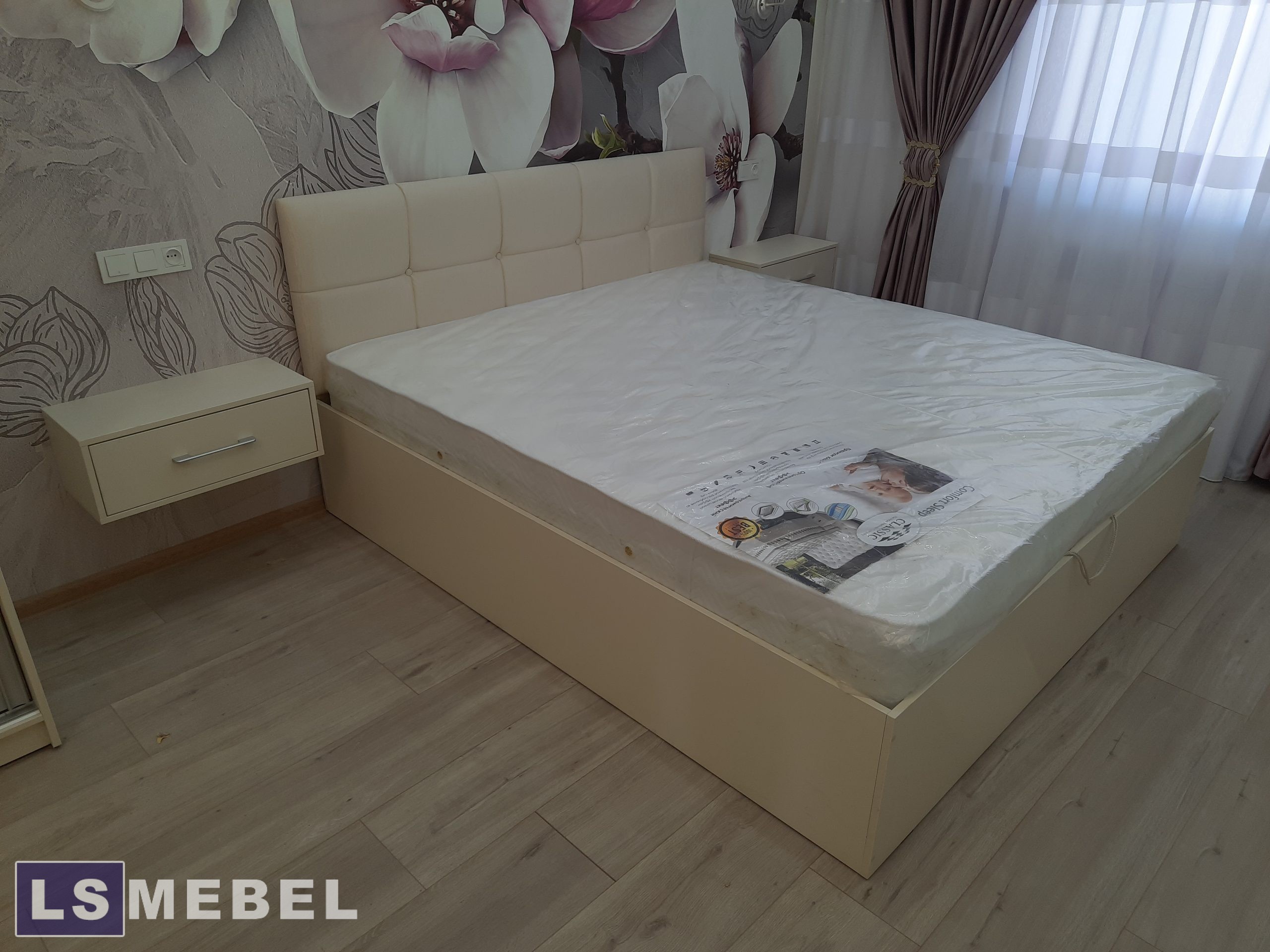 Спальня №13