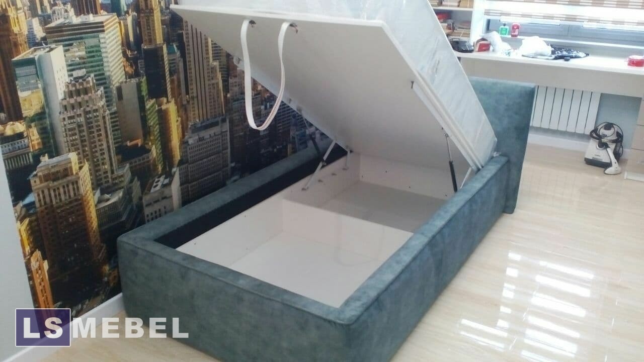 кровать №24